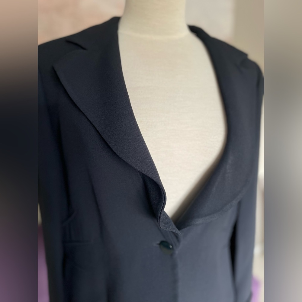 Armani Collezioni dark blue Tailored blazer with accent lapel size 14 💐 - Picture 3 of 16